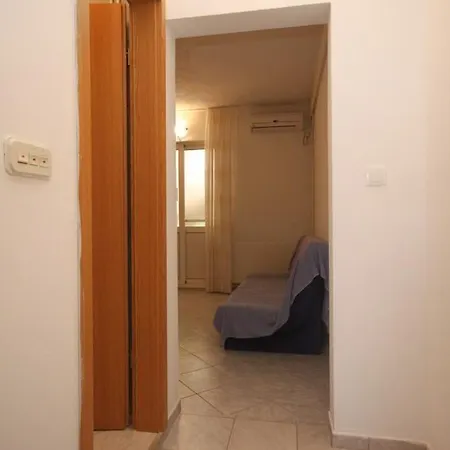 Zaklopatica 8342a * Lastovo