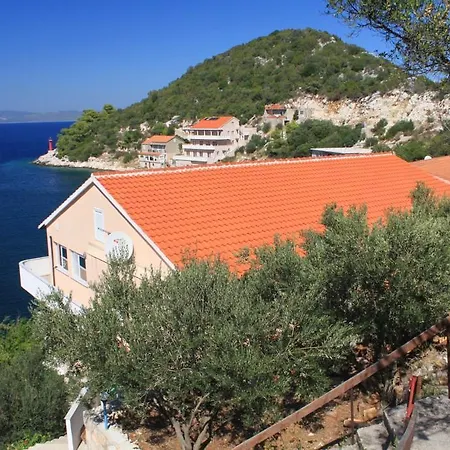 Zaklopatica 8342a * Lastovo